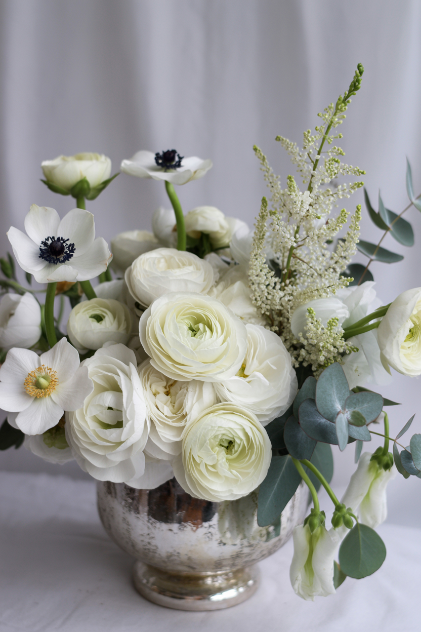 Winter Floral Arrangement Ideas  The All-White Bridal Winter Arrangement With Ethereal Softness