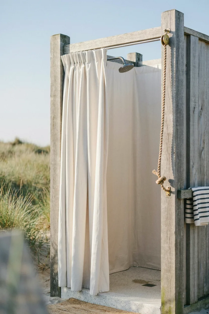 Rope and Pulley Curtain System